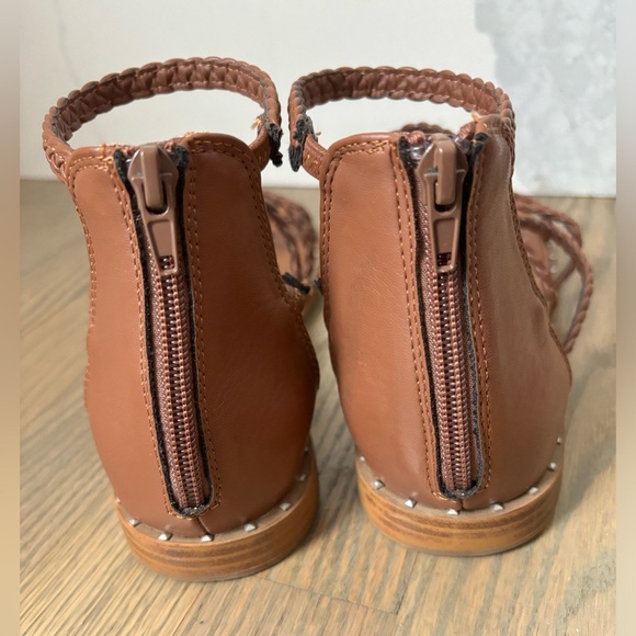 Steve Madden Tan Brown Tessi Flat Sandal Shoes women’s size 8.5 - Picture 7 of 11